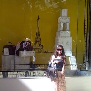 Meet your Posher, Candy